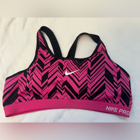 3/$25 Nike Pink Sports Bra - Picture 1 of 6